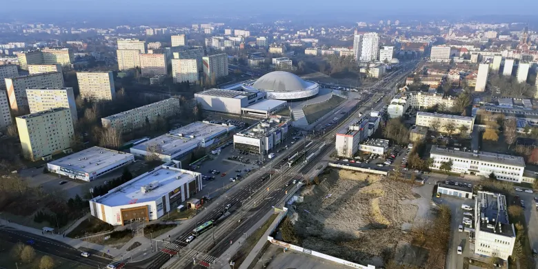 Niedzielna "wycieczka" 85-latka zakończyła się na al. Piłsudskiego w Olsztynie