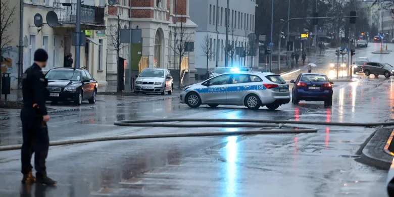 Dublet olsztyńskiej patrolówki na ul. Partyzantów. 31-latek pijany, 26-latek poszukiwany