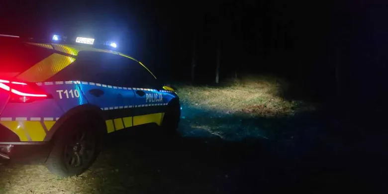 33-latka zgubiła się w lesie pod Olsztynem. Policjanci wysyłali jej sygnały [WIDEO]