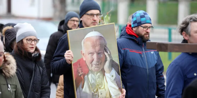 21 lat temu odszedł od nas Jan Paweł II. Papież Polak w roku 1991 był w Olsztynie