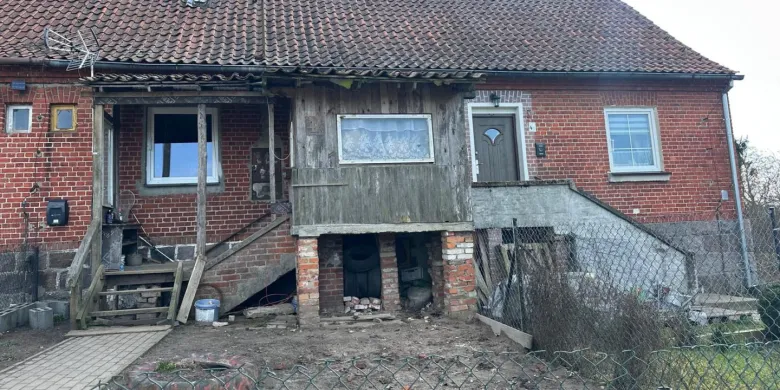 Tragedia w gminie Olsztynek. Impreza alkoholowa zakończona zgonem 61-latka