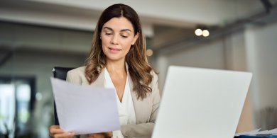 Artykuł: Faktoring online – ranking najwygodniejszych usług bez wychodzenia z biura