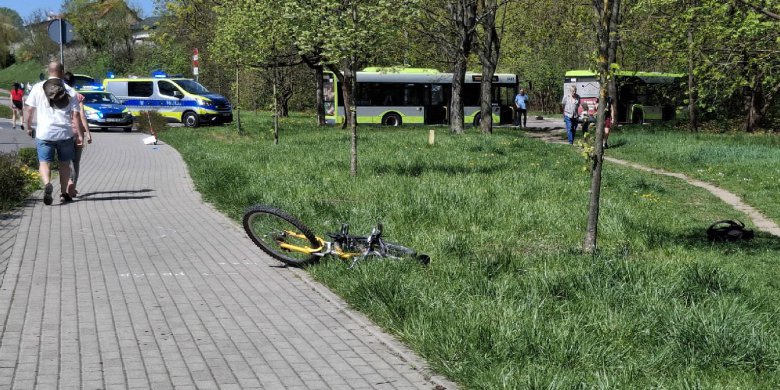 Artykuł: Pijany 43-latek na rowerze staranował seniora na osiedlu Mazurskim w Olsztynie