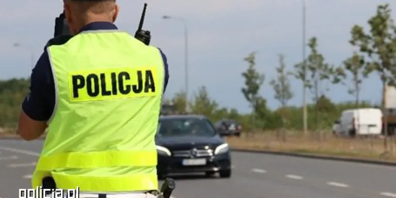 Policja podsumowała świąteczny weekend na drogach powiatu