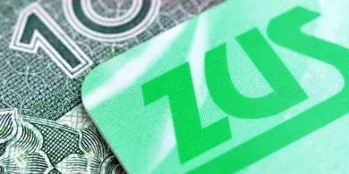 Jedni z milionami, drudzy z groszami. Rekordzista jest zadłużony w ZUS na prawie miliard złotych