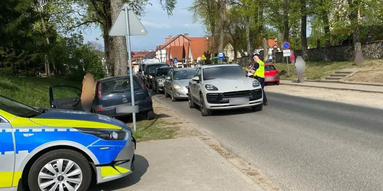 Gmina Olsztynek i Stawiguda. Policjanci szukali promili, a znaleźli... tylko czyste sumienia [ZDJĘCIA]