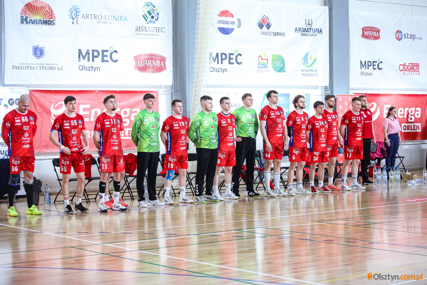 Piłka ręczna. Warmia Energa nie spuszcza z tonu! Emocje sięgają zenitu przed finiszem sezonu [ZDJĘCIA]