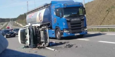 Dachowanie na S51 w stronę Olsztynka. Poszkodowana 22-latka