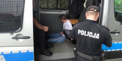 Artykuł: Akcja wywiadowców na osiedlu Kętrzyńskiego. Zatrzymali dilera