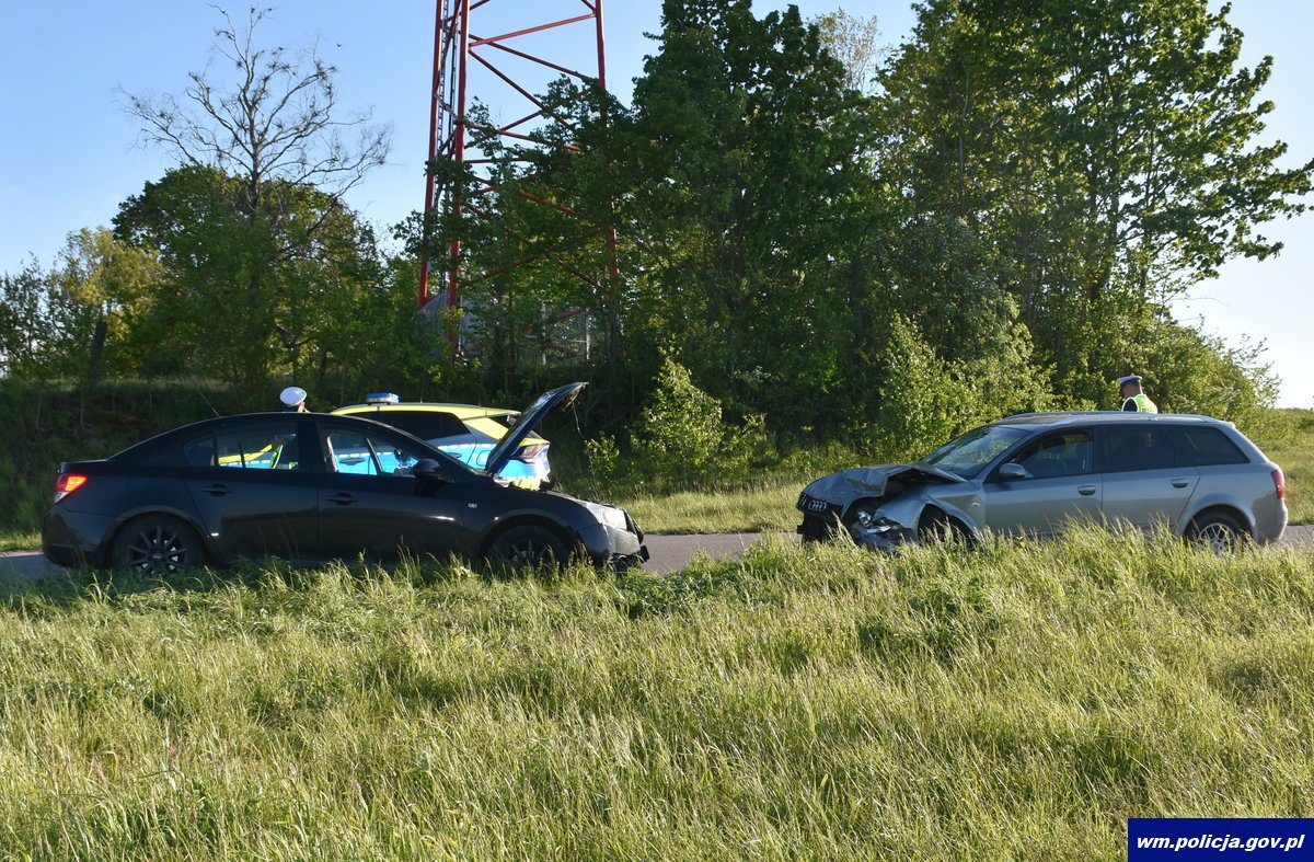 Czołówka pod Piszem. Śmigłowiec LPR zabrał dziecko do szpitala