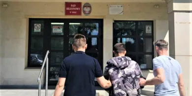 Powiat piski. Ukrainiec wiózł z Litwy obywateli Somalii. Straż graniczna zatrzymała kierowcę. Grozi mu do 8 lat więzienia