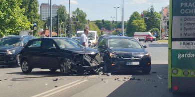 Artykuł: Chwila nieuwagi i „bum”. 49-latek ze skody myślał, że zdąży...