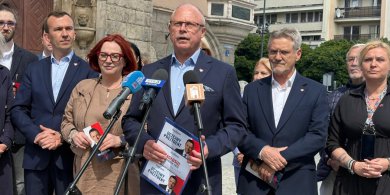 Artykuł: II tura wyborów prezydenckich. Za nami konferencja KO. Jacek Protas: „Nie możemy sobie pozwolić na zostanie w domu”