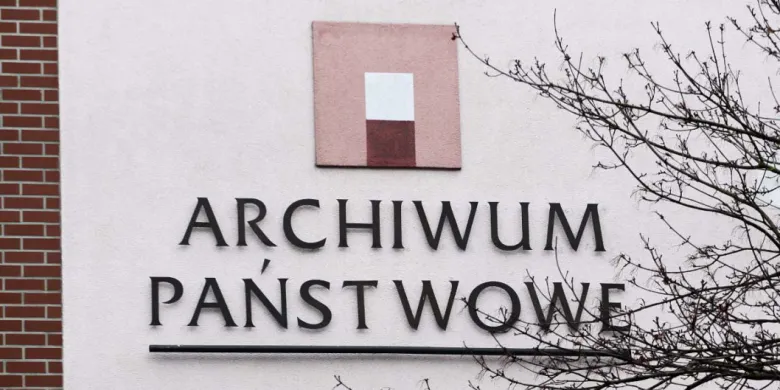 Zbliża się Międzynarodowy Dzień Archiwów. „To wyjątkowa okazja, by zajrzeć za kulisy naszej codziennej pracy”. Co przygotowała olsztyńska instytucja? [PROGRAM]