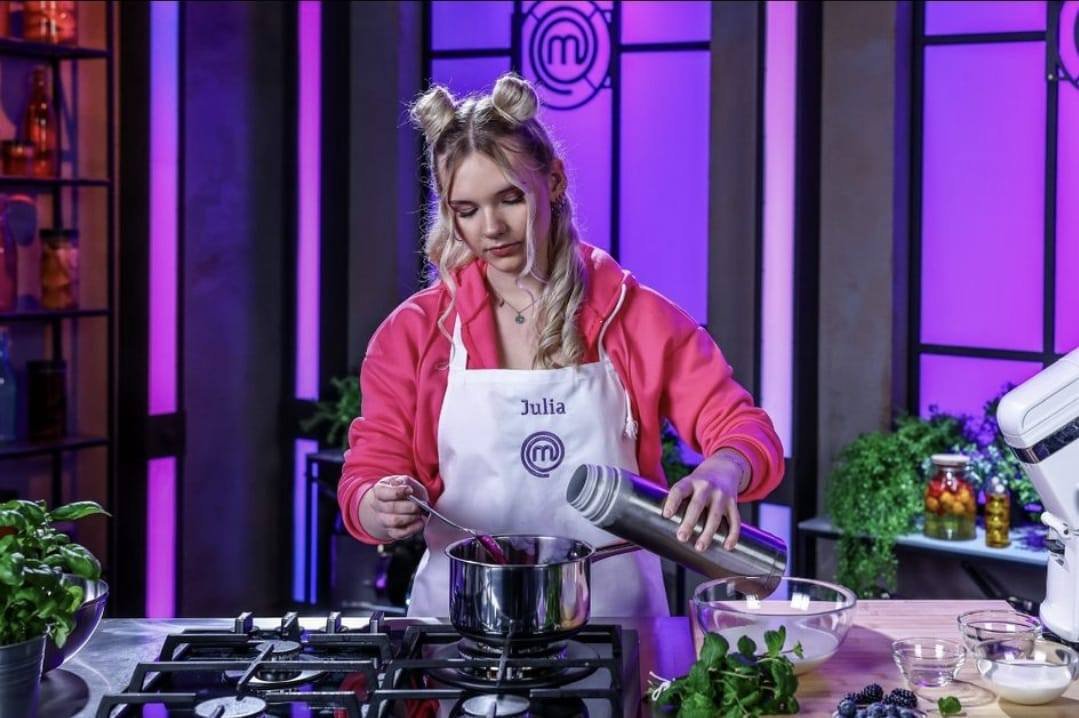 Trudna przeszłość i pobyt w domu dziecka nie złamały 17-letniej Julii Krasnowskiej. Olsztynianka podbiła serca widzów MasterChefa