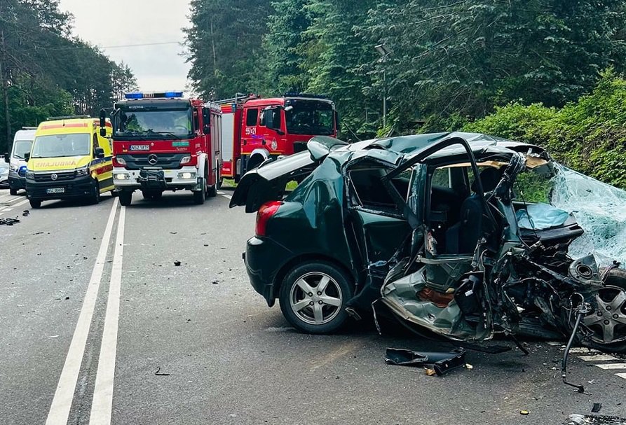 DK 53 między Olsztynem a Szczytnem zablokowana. Na miejscu śmigłowiec LPR