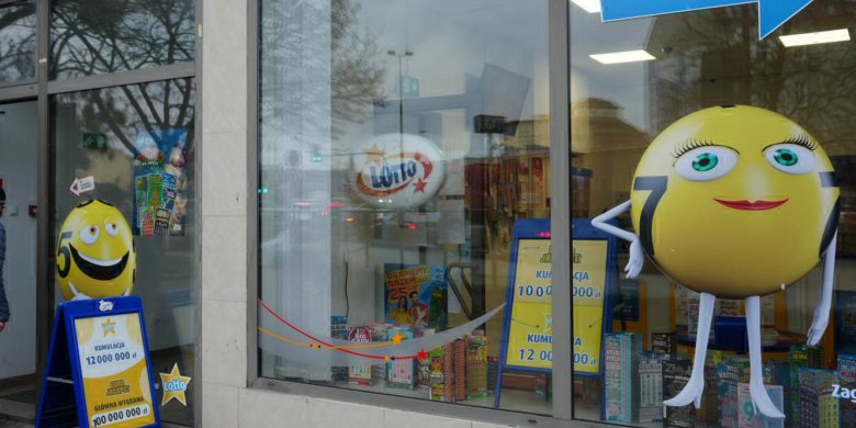Ale fart! Trzy główne wygrane w Lotto padły jednego dnia na olsztyńskim Pieczewie