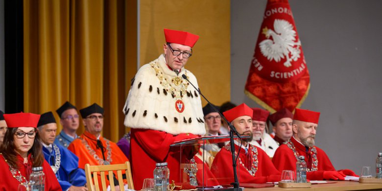 Uniwersytet Warmińsko-Mazurski w Olsztynie obchodził 26 lat istnienia. „To przestrzeń, w której wiedza spotyka się z etyką”