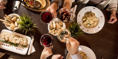 Artykuł: Grill z włoskim akcentem – najlepsze zestawienia smaków na letni stół