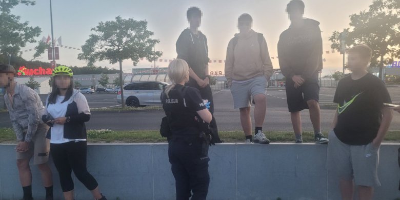 16-latek zeskoczył na rowerzystę przy al. Sikorskiego w Olsztynie?