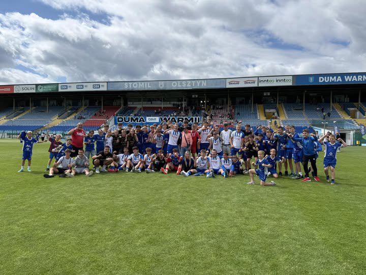 Duży sukces młodych piłkarzy Stomilu. Awansowali do Centralnej Ligi Juniorów U-17 [ZDJĘCIA, WIDEO]