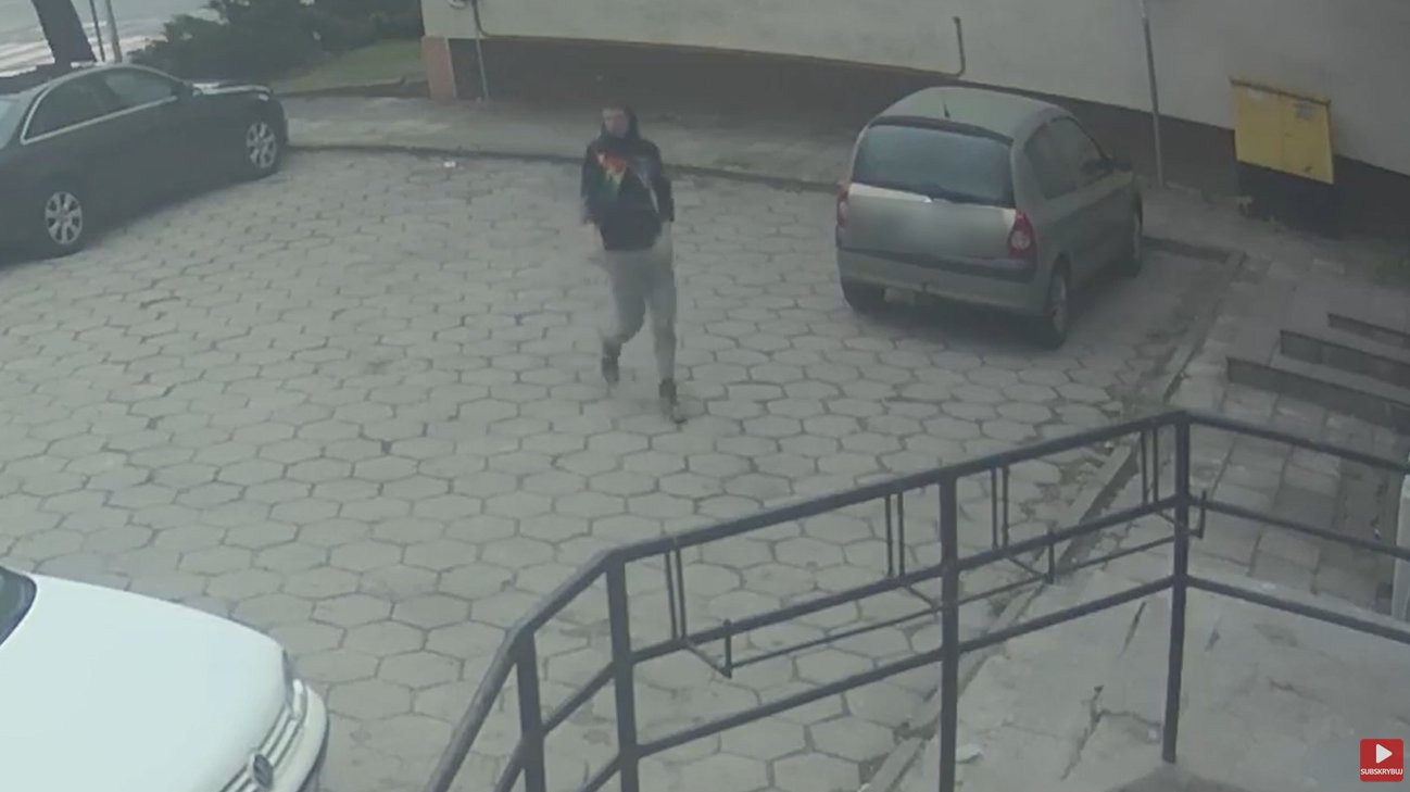 Olsztyn. Ukradł portfel i balował za cudze? Mężczyzna z nagrania poszukiwany [WIDEO]