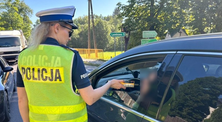 Gmina Stawiguda. Siódma rano i już pół promila. Tylko 47-latek na 1,5 tys. kierowców oblał test