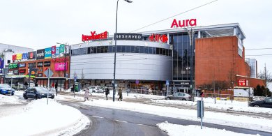 Artykuł: Młody Polak mocno stawia na galerie i centra handlowe. Badanie potwierdza wieloletni trend