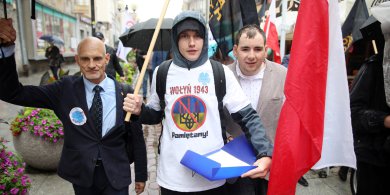 Artykuł: "Nie o zemstę, lecz o pamięć i prawdę wołają ofiary". Pamiętali o ofiarach Wołynia [ZDJĘCIA]