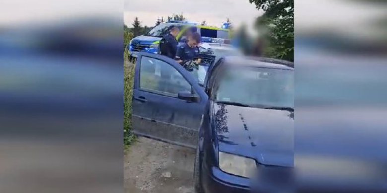 Dobre Miasto. Pijany 43-latek uciekał przed policją. Najpierw volkswagenem, potem na nogach