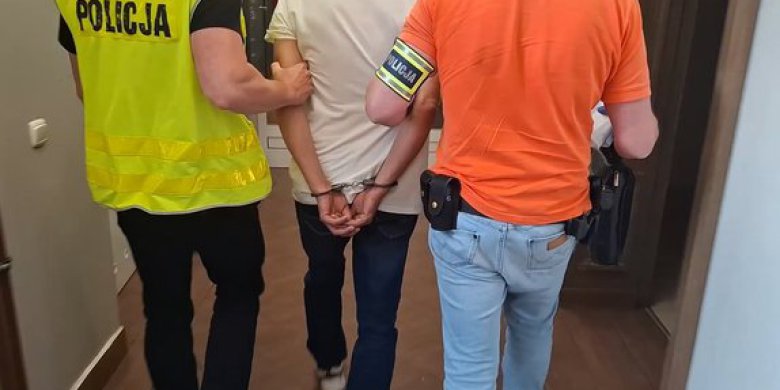 Olsztynek. Zdejmuję blokadę i na Warszawę jadę. Pijany 47-latek zakazom się nie kłaniał