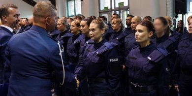 Artykuł: 29 nowych policjantów w garnizonie warmińsko-mazurskim. Za nami obchody Święta Policji [ZDJĘCIA]