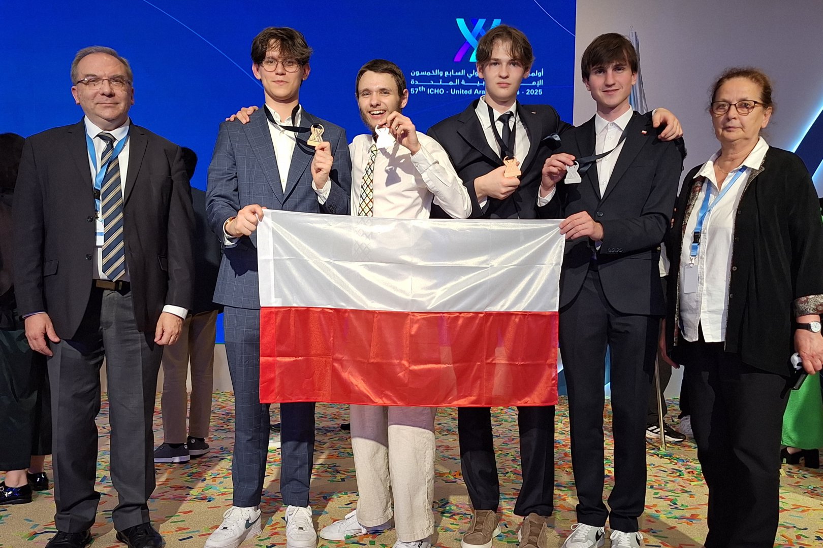 Marek Gajownik z Olsztyna złotym medalistą Międzynarodowej Olimpiady Chemicznej w Dubaju!