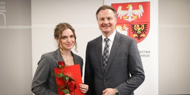 Artykuł: Sukces młodej lekarki spod Ostródy. Paulina Kalman wyróżniona tytułem „Wschodzącej Gwiazdy Polskiej Medycyny”