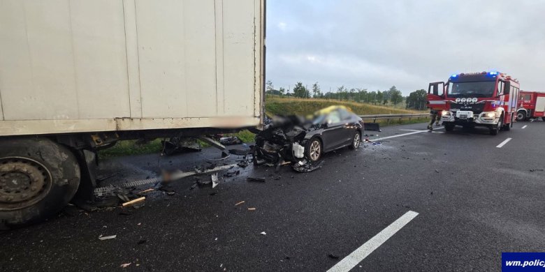 S7. Śmiertelny wypadek pod Nidzicą. Nie żyją trzy osoby