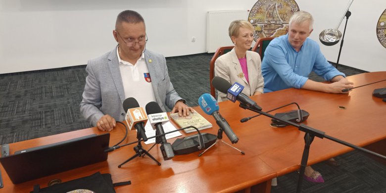 W starostwie zaprezentowano warmiński forszmak z boczkiem. Trwa konkurs kulinarny dla kół gospodyń wiejskich