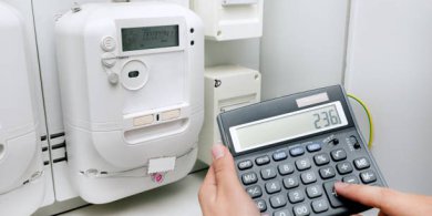 Artykuł: Powrót opłaty mocowej. Rachunki za prąd w górę. Sprawdź, ile zapłacisz