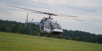 Artykuł: Policyjny śmigłowiec nad S7 na Warmii i Mazurach. Reagują na "wyścigi słoni"