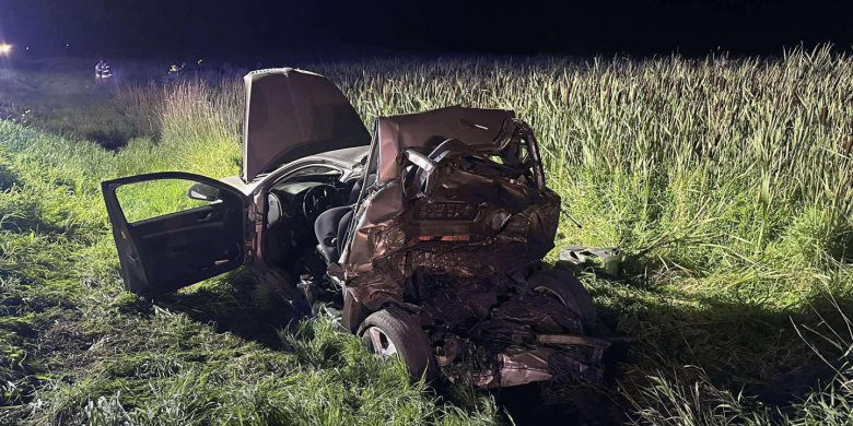Powiat bartoszycki. W wypadku zginął strażak-ochotnik i jego 2-letni syn. Sprawca był pod wpływem alkoholu