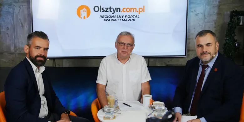 Ukraina, imigranci i KPO. Dyskutują Piotr Lisiecki (Konfederacja) i Bartosz Grucela (Razem) [WIDEO]