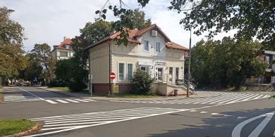 Koniec z kwadratowym rondem i zakazem parkowania na pl. Pułaskiego [ZDJĘCIA]