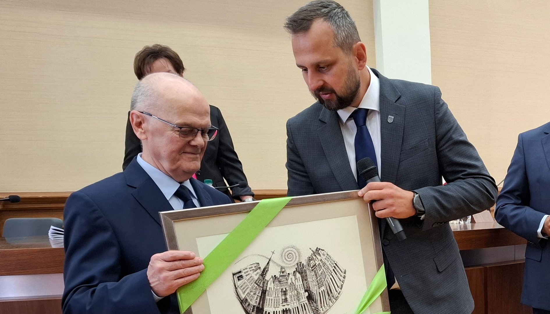 Prezes wodociągów, miłośnik historii, przyjaciel piłki manualnej. Wiesław Pancer odchodzi na emeryturę