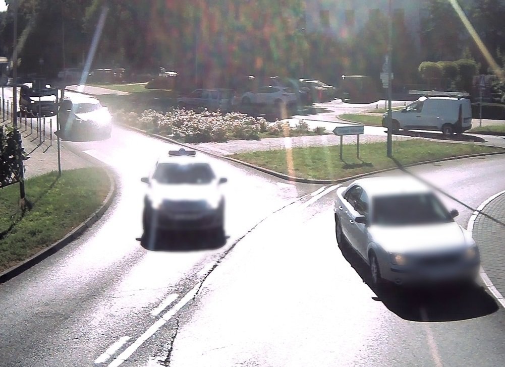 Pędził 111 km/h przez centrum Olsztyna. Astronomiczny mandat dla 42-latka w BMW