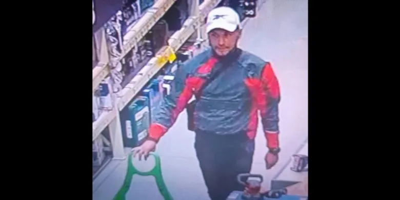 Olsztyn. Uciekał, aż się kurzyło. Policja szuka "sprintera" ze sklepu budowlanego [WIDEO]