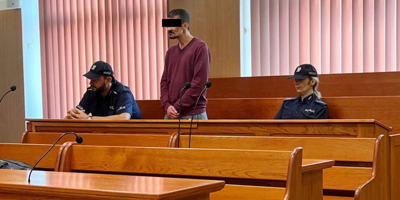 43-letni Rustam A., Rosjanin oskarżony o brutalny napad na jubilera w Dobrym Mieście, stanął przed sądem [ZDJĘCIA, WIDEO]