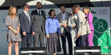 Świat stoi przed wami otworem. Miasteczko Zawodów po raz trzeci promuje edukację zawodową w regionie [ZDJĘCIA]