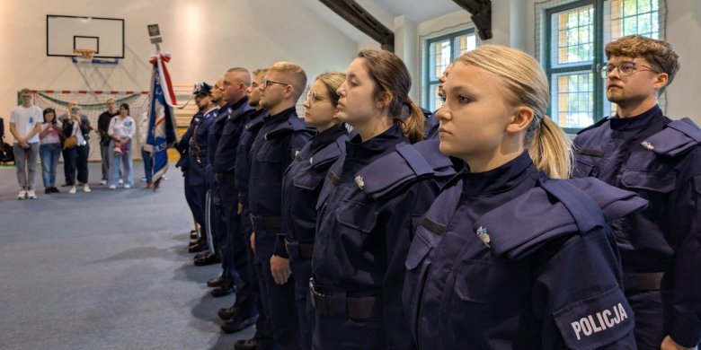 Ponad 3,5 tys. policjantów na Warmii i Mazurach. 