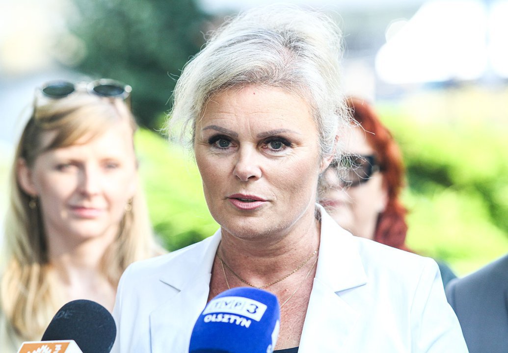 Para prezydencka wypisuje dziecko z edukacji zdrowotnej. Senator, Ewa Kaliszuk: "Bzdury pan pisze"