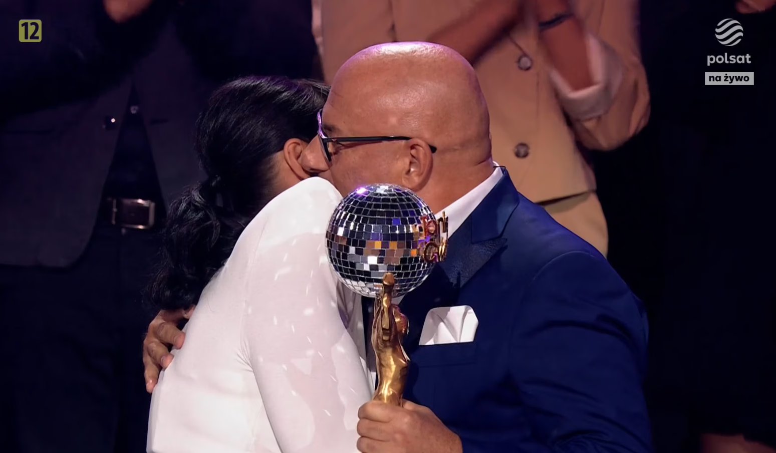 Kryształowa kula i kontrowersyjna kreacja. Iwona Pavlović od 20 lat jest jurorką "Tańca z gwiazdami"