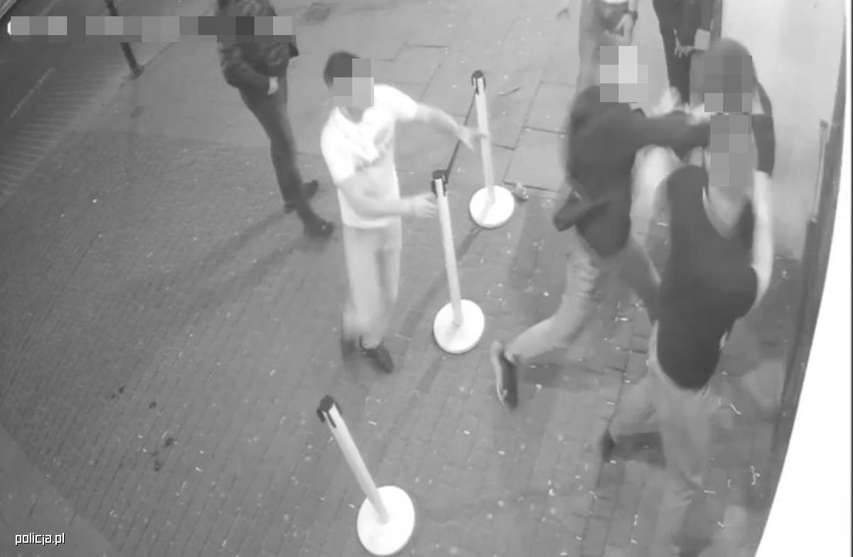 "Gangusy" z Olsztyna zrobiły Jakubowi S. "szkołę przetrwania". Twarda decyzja sądu